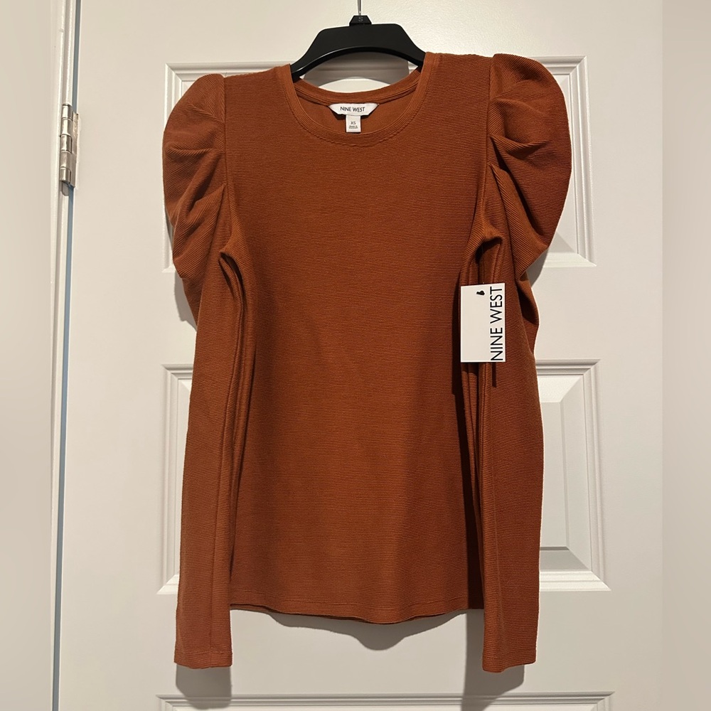 NWT Nine West Women's Puffy Long Sleeve Top in Rust XS